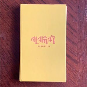 Alamar Cosmetics Eyeshadow Palette